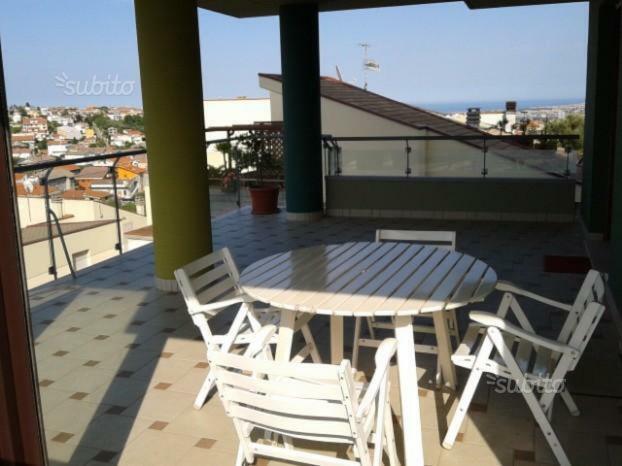 Bellavista - Pescara Colli Διαμέρισμα Εξωτερικό φωτογραφία